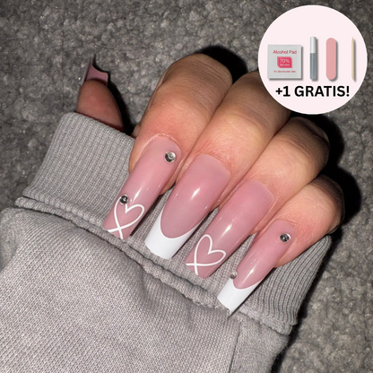 Press-on Nails: Romantic French Elegance